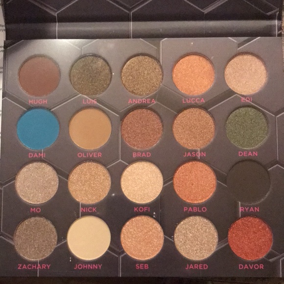 NEW Beebeauty London Eyeshadow Palette - Picture 2 of 2